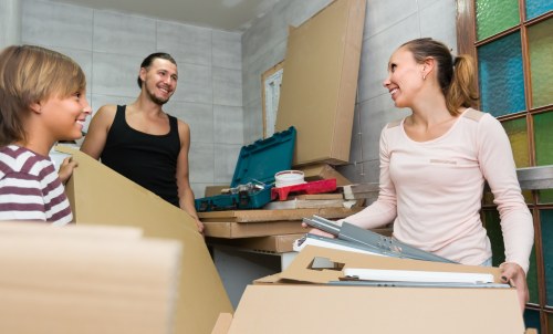 Local man and van service helping with a move in Morden