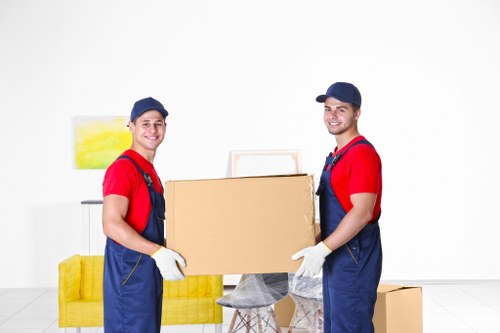 Local home removals planning for a move in Morden