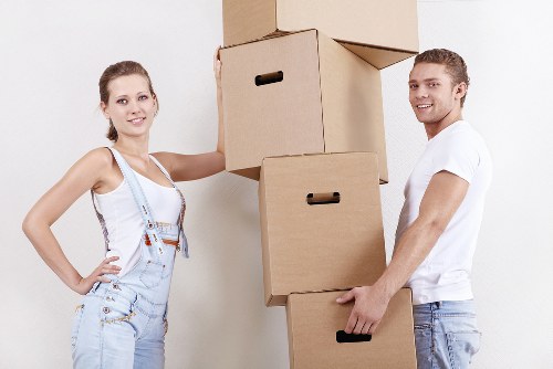 Packing and transport support for residential and commercial flat moves