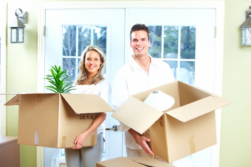 Packing and loading service for a home move in Morden